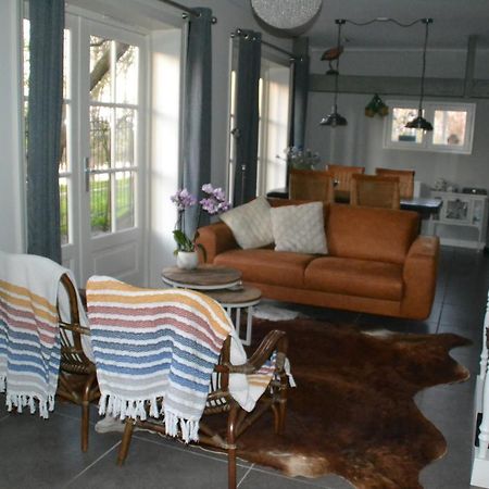 Mourits Hoeve Woerden Buitenkant foto